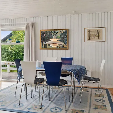 Gezellig Zomerhuis Met Volledig Zeezicht Strøby Ladeplads