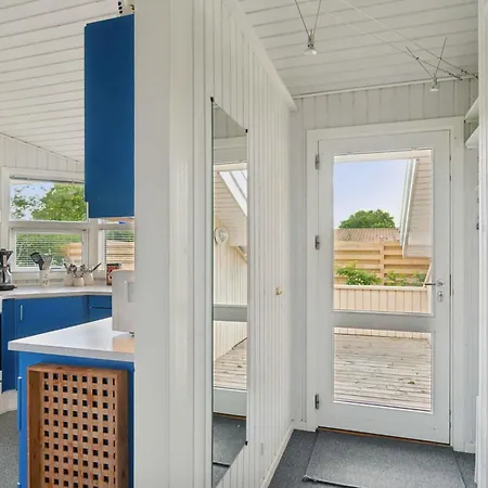 Casa vacanze Cozy Summer House With Full Sea View Strøby Ladeplads