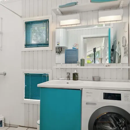 Cozy Summer House With Full Sea View Holiday home *